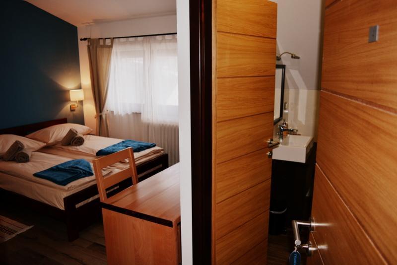 Guest House Zavicaj Pale Bilik gambar