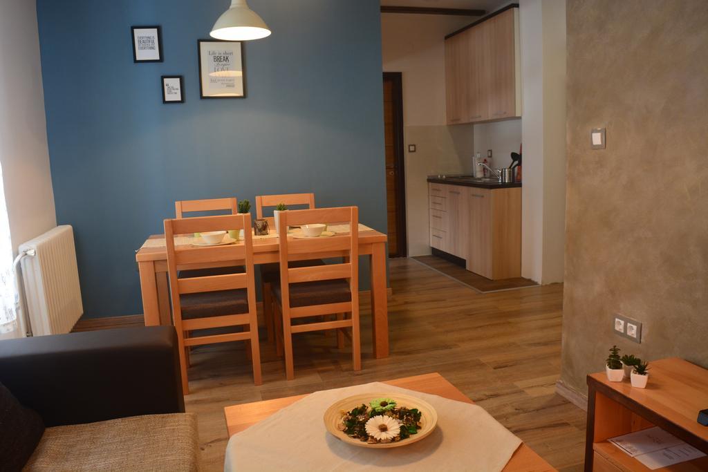 Guest House Zavicaj Pale Bilik gambar