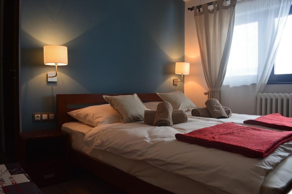 Guest House Zavicaj Pale Bilik gambar
