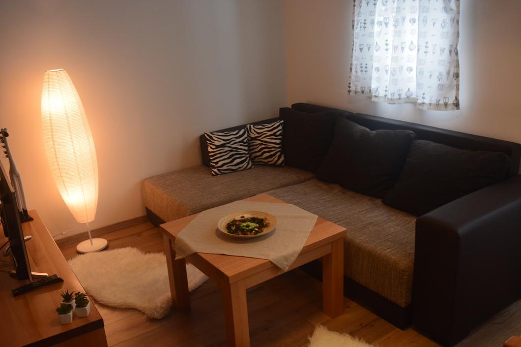 Guest House Zavicaj Pale Bilik gambar